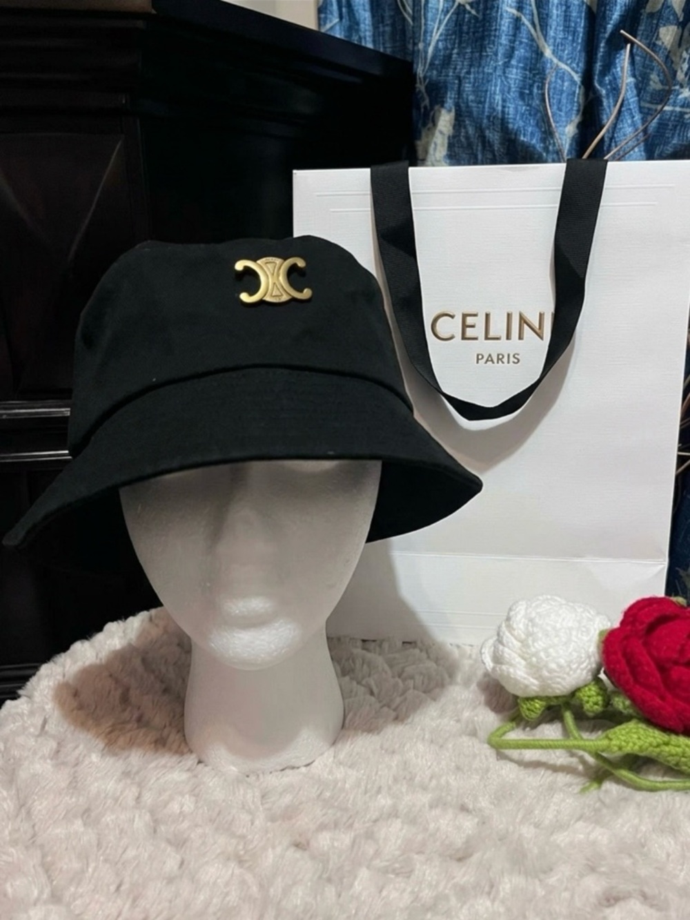 nwt Bucket Hat